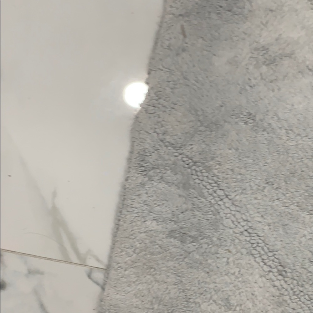 Hi major closet clean out message me for deals and bundles